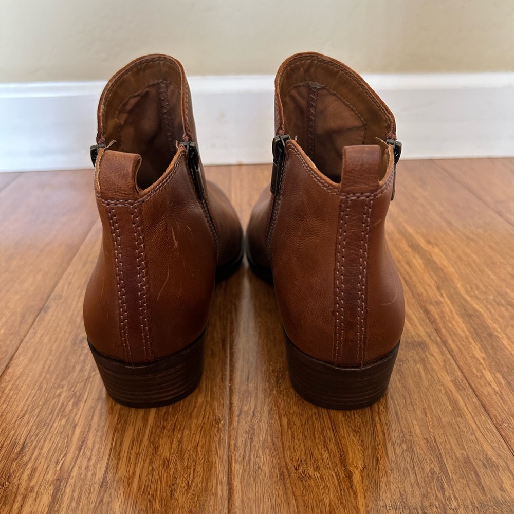 Lucky Brand Basel Ankle Booties in faux distressed Toffee Leather color Sz 9.5 - Picture 13 of 13